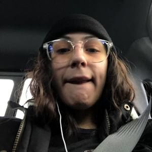 Meet your Posher, Gabrielle